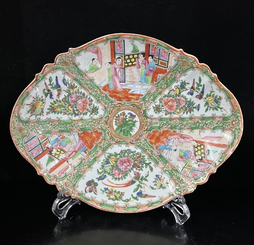 古玩陶瓷廣彩開(kāi)窗花鳥(niǎo)人物海棠大供盤(pán)拍賣(mài),當(dāng)前價(jià)格3888元