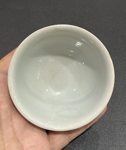 古玩陶瓷霽藍釉茶杯真品鑒賞圖