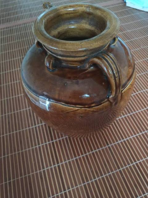 古玩陶瓷醬黃釉執(zhí)壺真品鑒賞圖