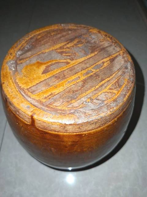 古玩陶瓷醬黃釉執(zhí)壺真品鑒賞圖