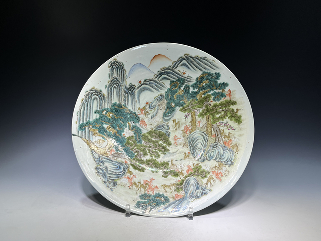 古玩陶瓷清晚期·粉彩百鹿圖大盤真品鑒賞圖