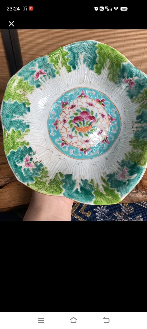 古玩陶瓷粉彩百財蝴蝶紋貢碗真品鑒賞圖