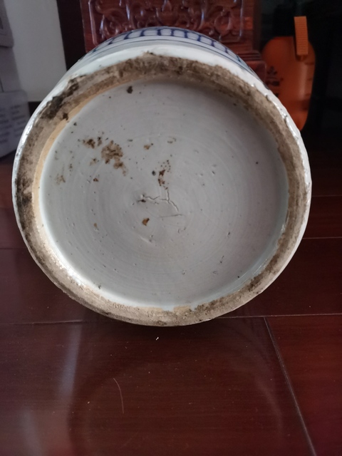 古玩陶瓷纏枝花囍字紋青花瓶真品鑒賞圖