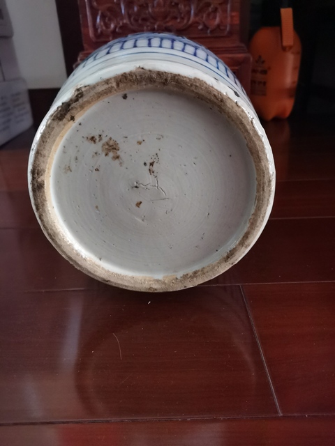 古玩陶瓷纏枝花囍字紋青花瓶真品鑒賞圖