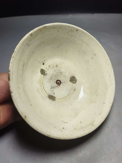古玩陶瓷磁州窯醬釉碗拍賣,當前價格168元
