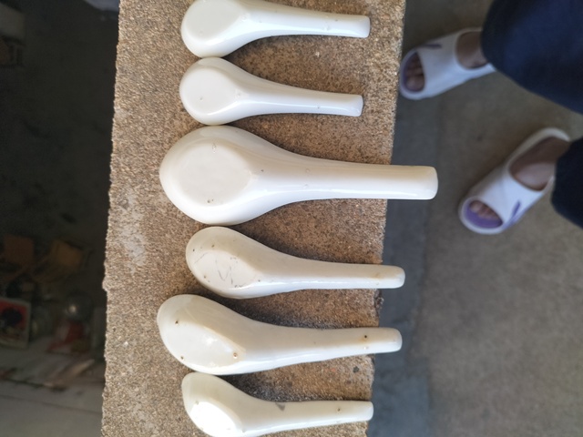 古玩陶瓷粉彩勺真品鑒賞圖