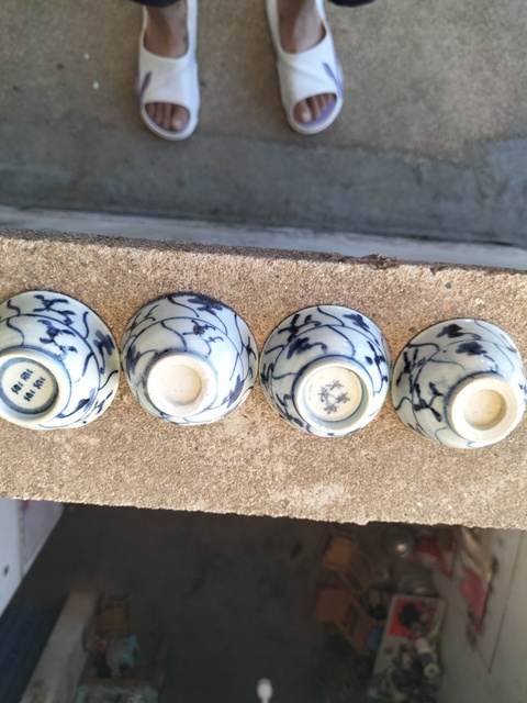 古玩陶瓷青花纏枝花卉杯四只真品鑒賞圖