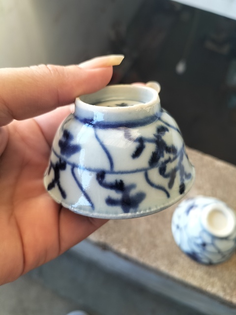 古玩陶瓷青花纏枝花卉杯四只真品鑒賞圖