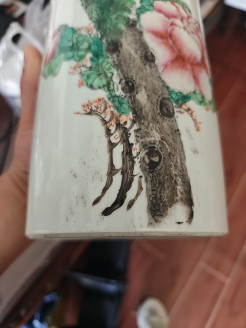 古玩陶瓷民國粉彩瑞鶴花卉紋帽筒真品鑒賞圖