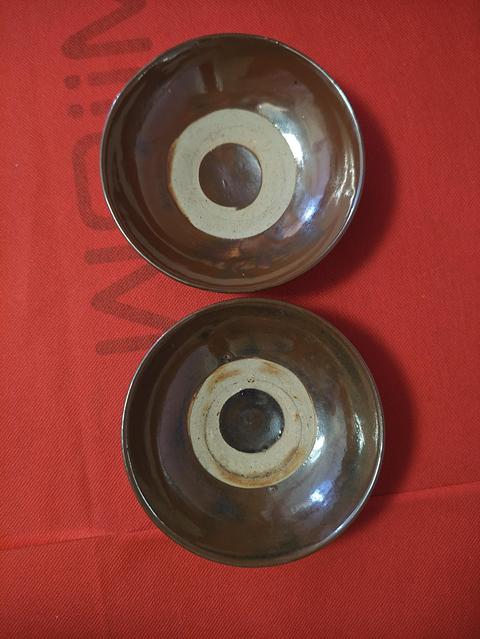 古玩陶瓷紫金釉碗真品鑒賞圖