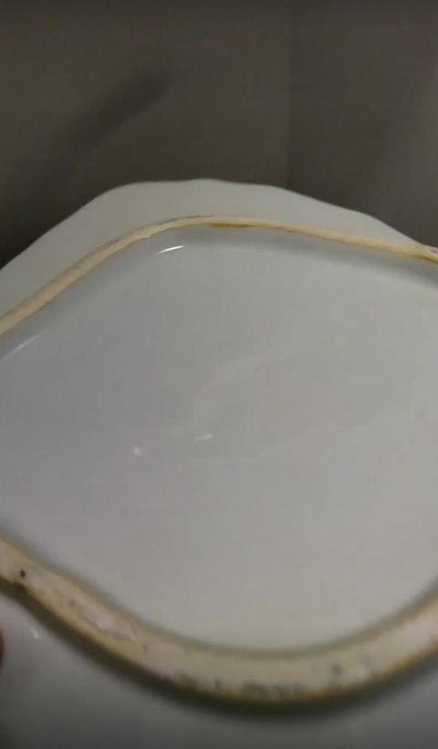 古玩陶瓷樓臺亭閣山水紋青花盤拍賣,當前價格2500元