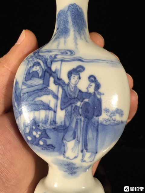 古玩陶瓷青花人物題材扁瓶真品鑒賞圖