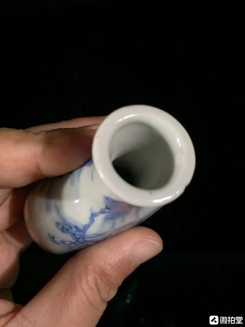 古玩陶瓷青花人物題材扁瓶真品鑒賞圖