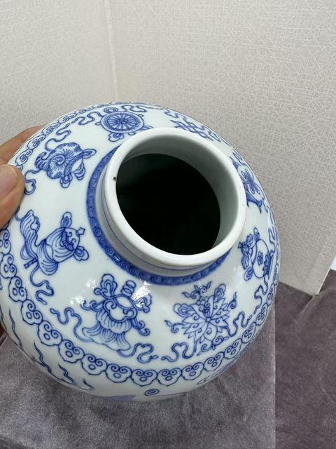 古玩陶瓷青花龍鳳紋天字罐真品鑒賞圖