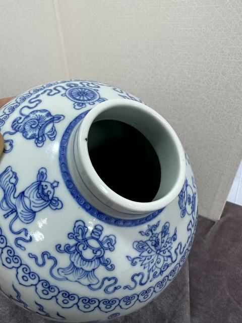 古玩陶瓷青花龍鳳紋天字罐真品鑒賞圖