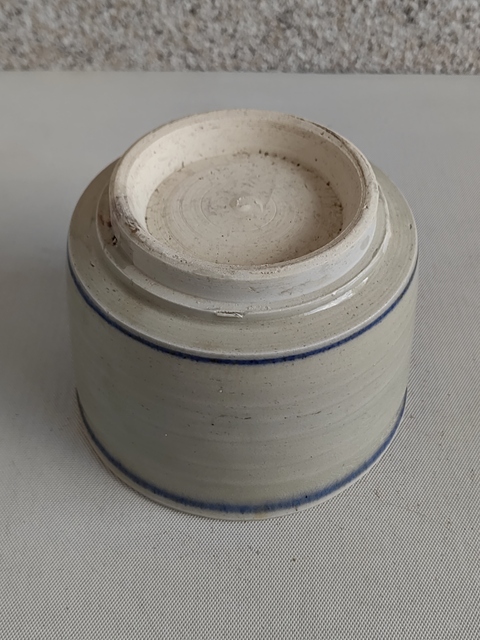 古玩陶瓷青花筒式爐拍賣,當前價格299元