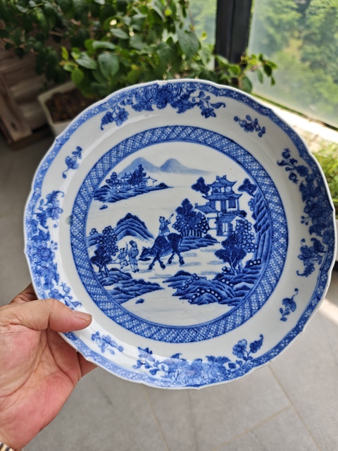 古玩陶瓷青花盤真品鑒賞圖
