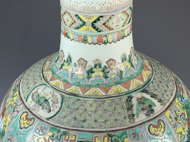 古玩陶瓷瓶真品鑒賞圖