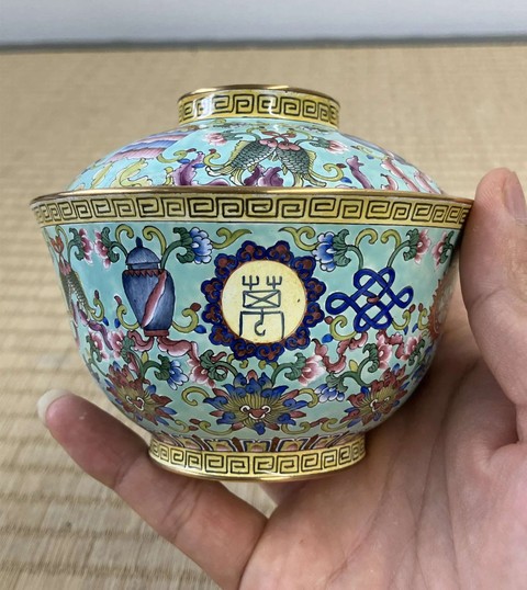古玩陶瓷佛家八寶蓋碗真品鑒賞圖