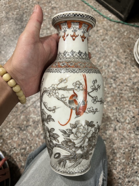 古玩陶瓷墨彩礬紅雉雞牡丹圖盤口瓶40-50年代真品鑒賞圖