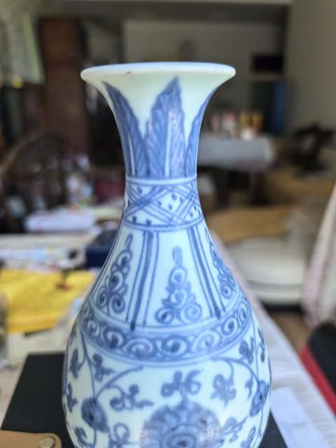 古玩陶瓷花卉紋青花玉壺春瓶真品鑒賞圖