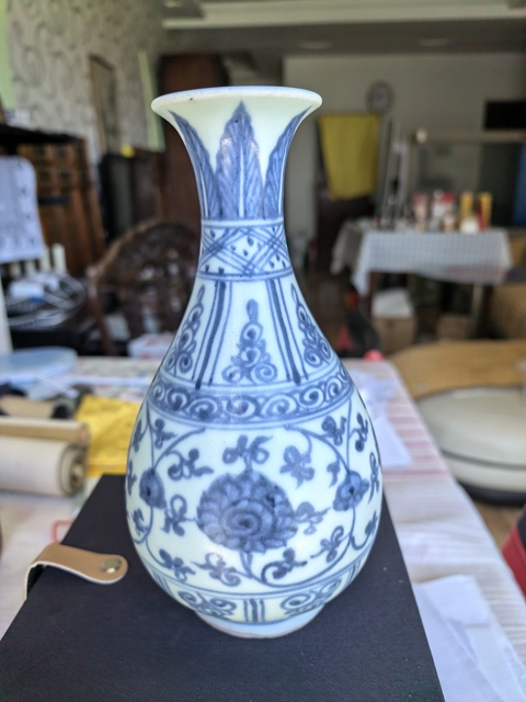 古玩陶瓷花卉紋青花玉壺春瓶真品鑒賞圖