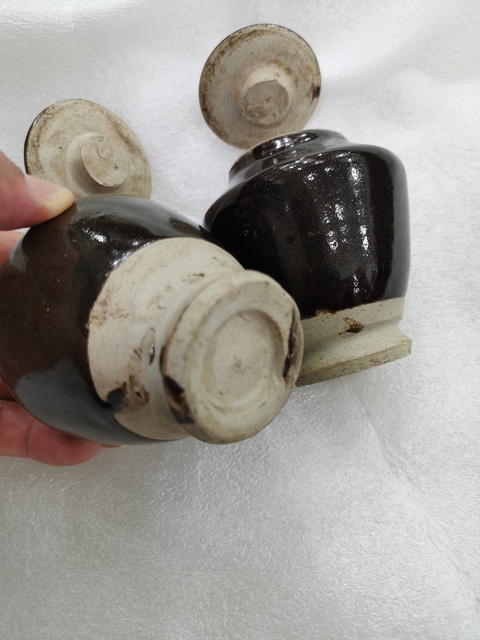 古玩陶瓷黑釉蓋罐真品鑒賞圖