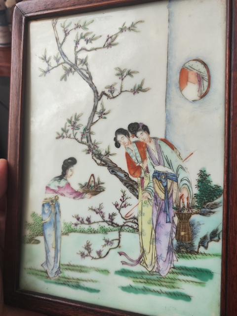 古玩陶瓷民國細路粉彩瓷板真品鑒賞圖