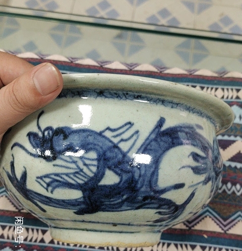古玩陶瓷青花趕珠龍紋爐真品鑒賞圖