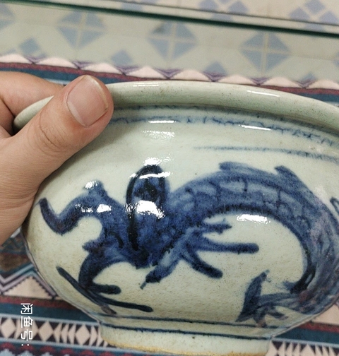 古玩陶瓷青花趕珠龍紋爐真品鑒賞圖