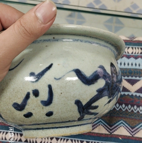古玩陶瓷青花趕珠龍紋爐真品鑒賞圖