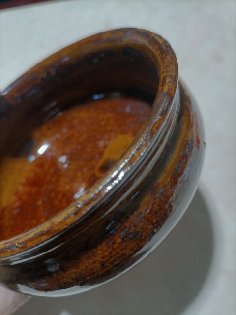 古玩陶瓷醬釉三足爐真品鑒賞圖