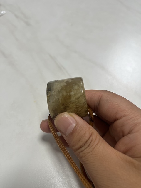 古玩玉器岫玉雕“素紋扳指”真品鑒賞圖