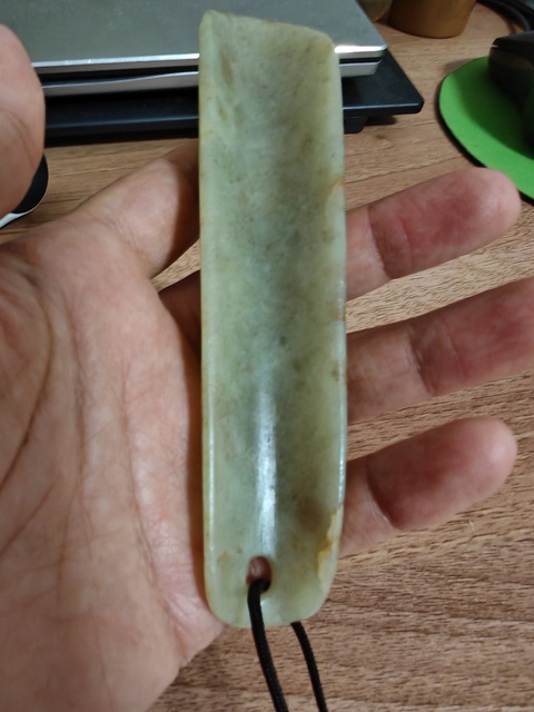 古玩玉器地方玉雕“鞋拔形器”真品鑒賞圖
