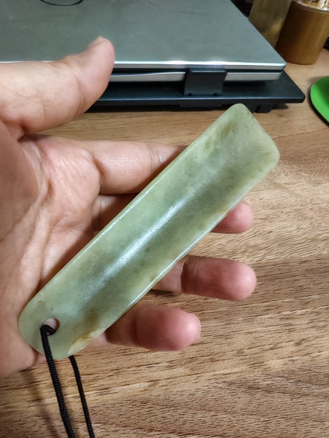 古玩玉器地方玉雕“鞋拔形器”真品鑒賞圖