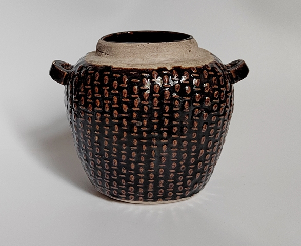 古玩陶瓷褐釉雙系柳斗罐真品鑒賞圖