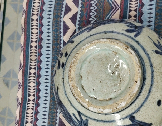 古玩陶瓷青花趕珠龍紋爐真品鑒賞圖