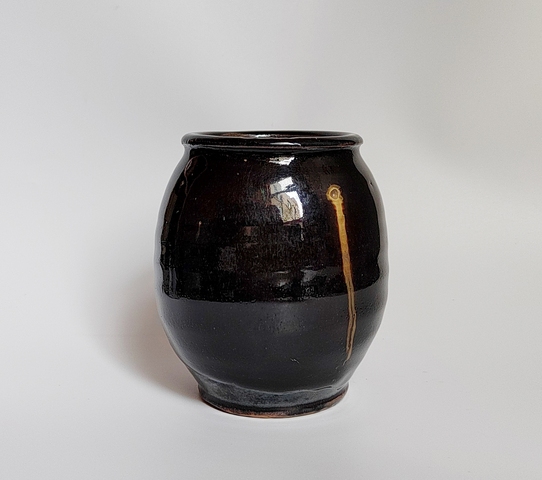 古玩陶瓷黑釉罐真品鑒賞圖
