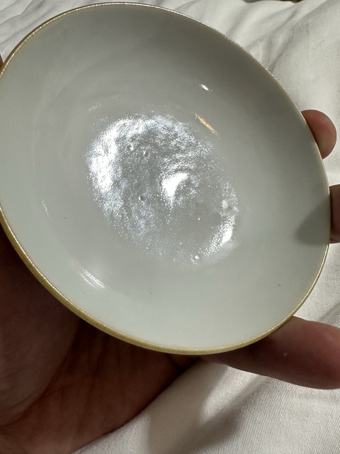 古玩陶瓷藍料彩礬紅詩紋蓋碗真品鑒賞圖