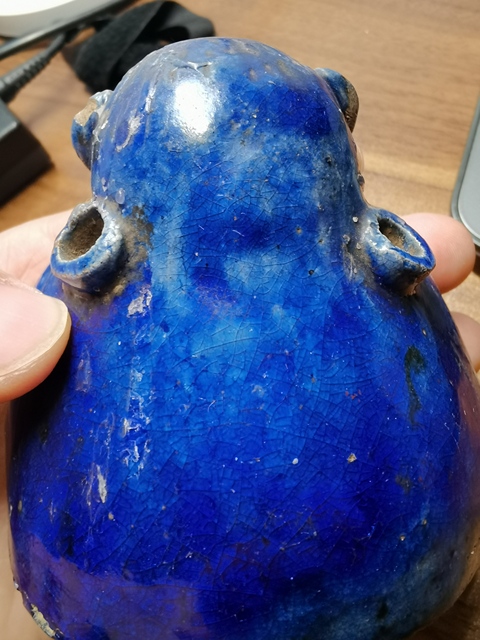 古玩陶瓷藍(lán)釉擺件真品鑒賞圖