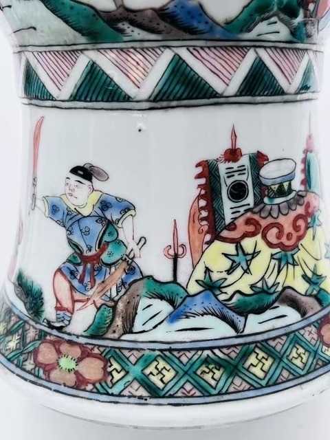 古玩陶瓷五彩人物故事紋花觚真品鑒賞圖