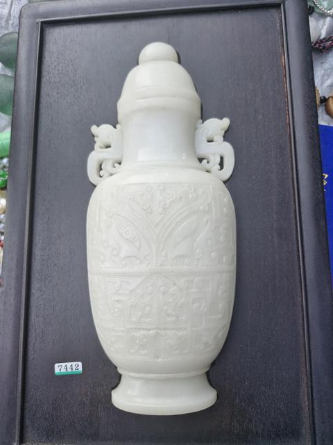 古玩玉器漢白玉石瓶真品鑒賞圖