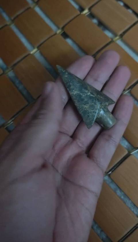 古玩玉器和田玉雕“箭簇”真品鑒賞圖