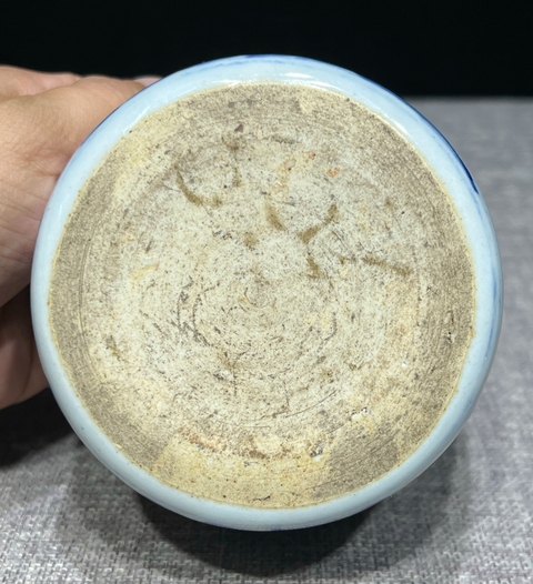 古玩陶瓷龍紋青花筒式香爐真品鑒賞圖
