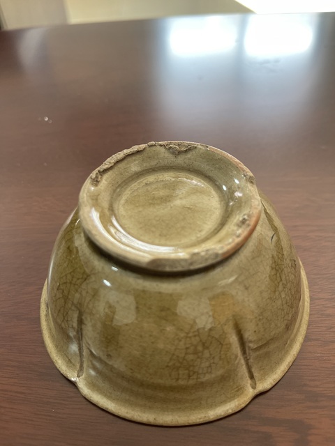 古玩陶瓷當代·青釉花口盞 真品鑒賞圖