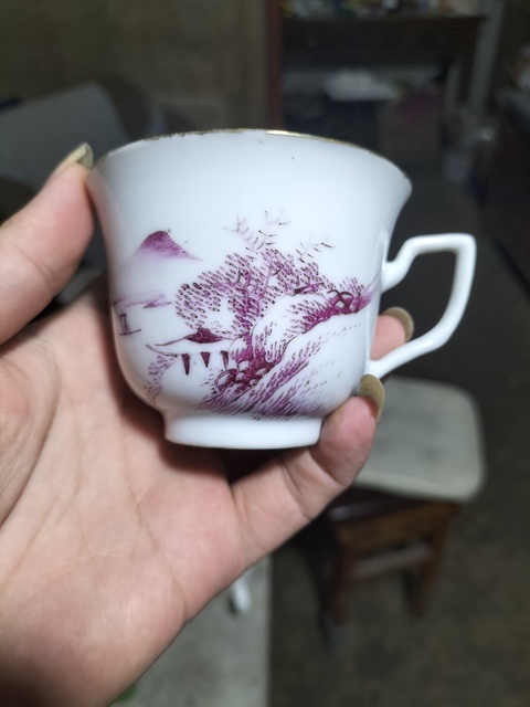 古玩陶瓷粉彩胭脂紅山水庭閣描金把杯一對(duì)真品鑒賞圖
