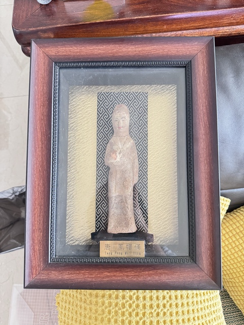 古玩陶瓷唐代風帽俑真品鑒賞圖