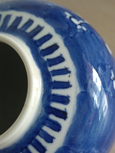 古玩陶瓷青花留白冰梅紋罐真品鑒賞圖