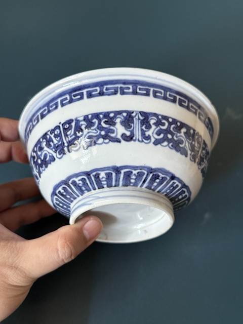 古玩陶瓷龍紋青花碗真品鑒賞圖