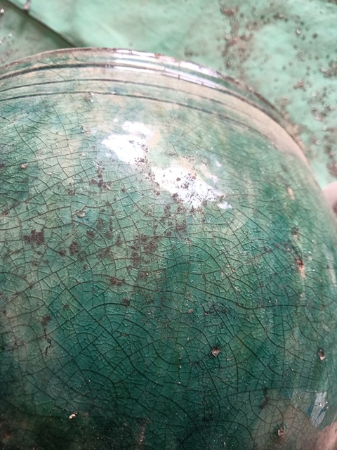 古玩陶瓷綠釉缸真品鑒賞圖